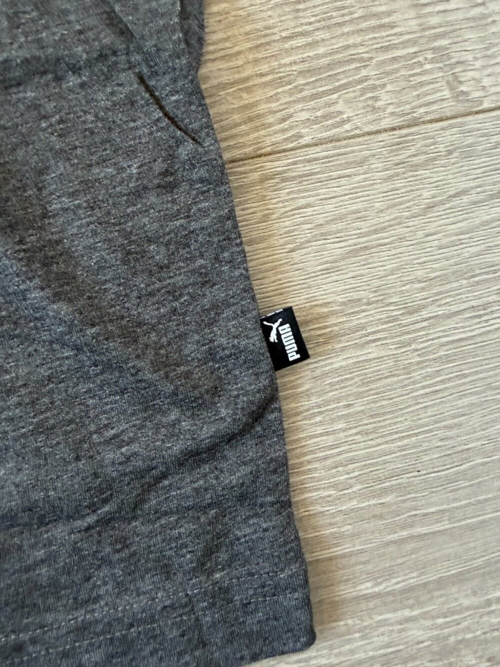 Puma Essentials No. 1 Logo T-Shirt Men's S Dark Gray Heather NWT - Picture 5 of 7